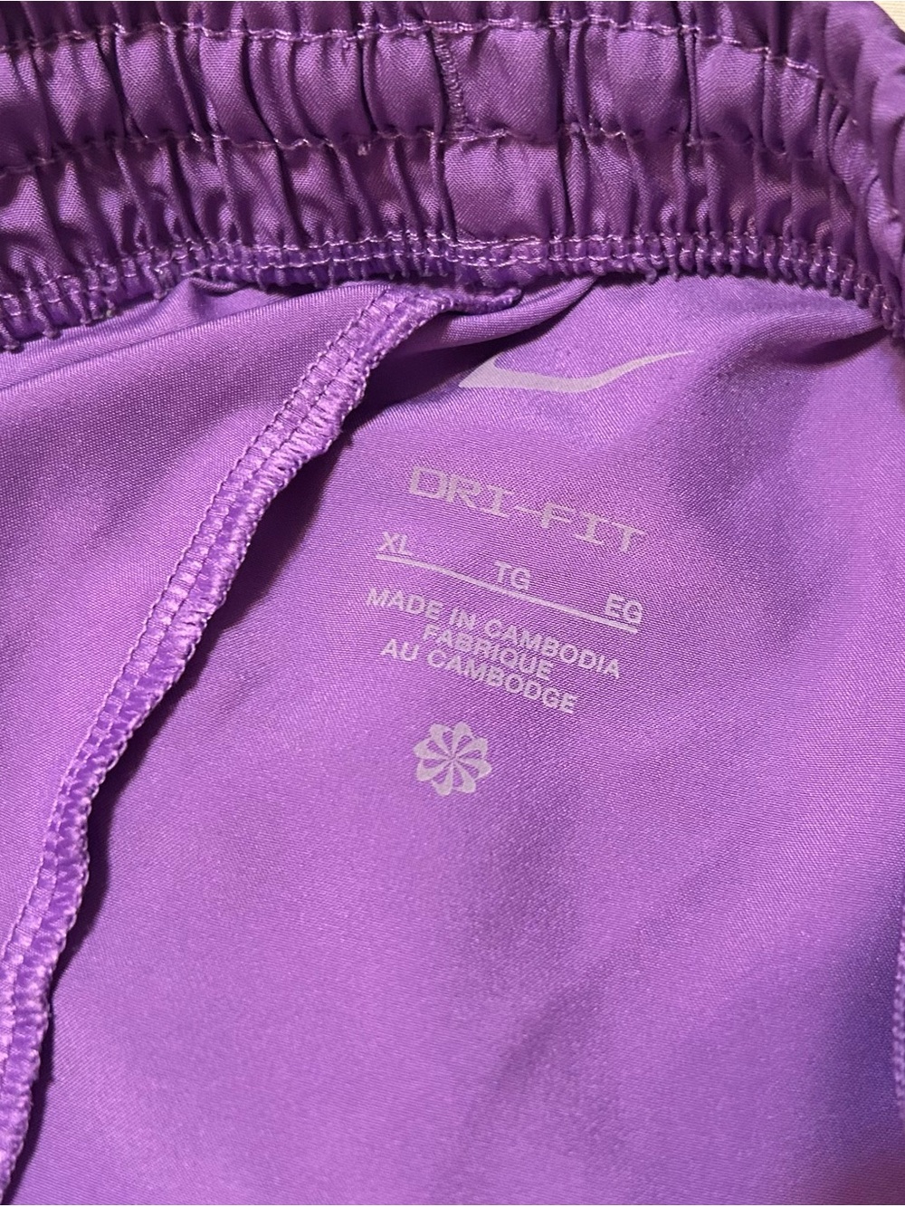 Nike Purple Kids Shorts - Picture 3 of 3